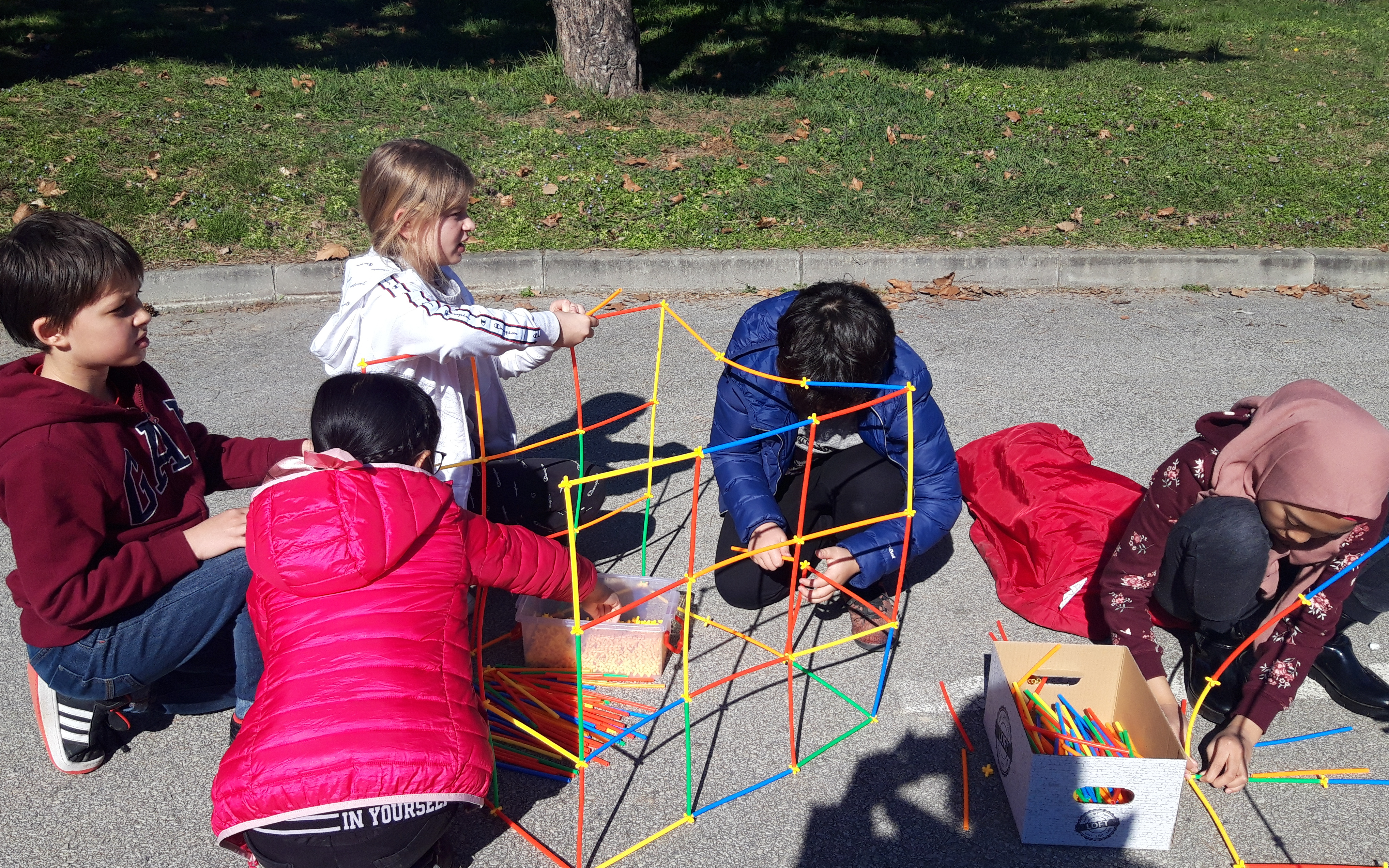 Connecting Maths and Arts