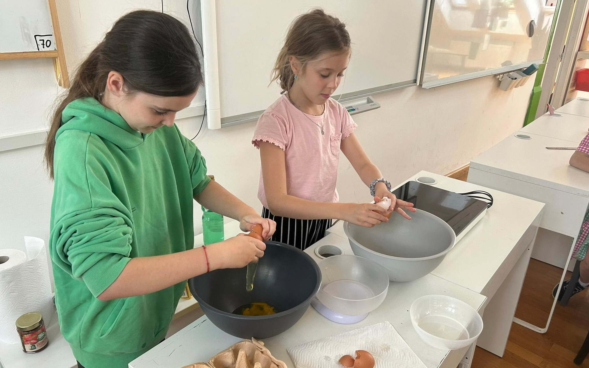  PYP3 Students Make Healthy Pancakes in Homesteading Class